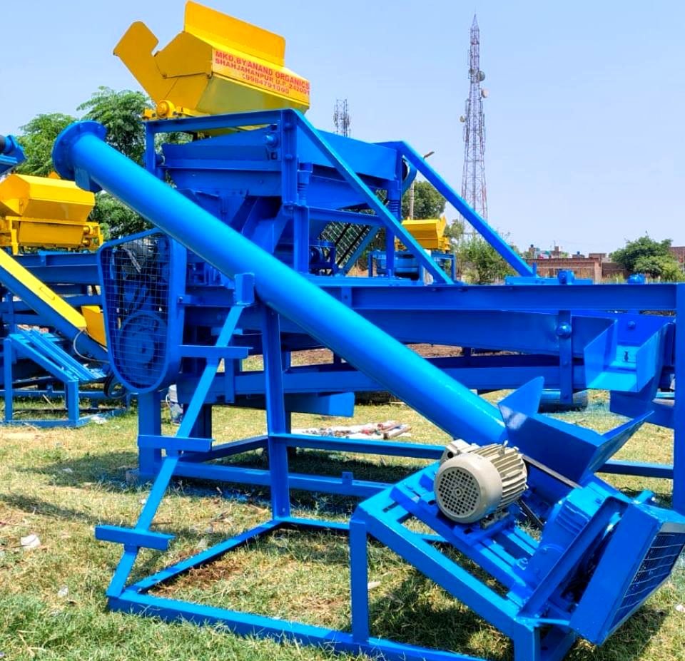 Samrat 60 compost screening machine by Anand Organics